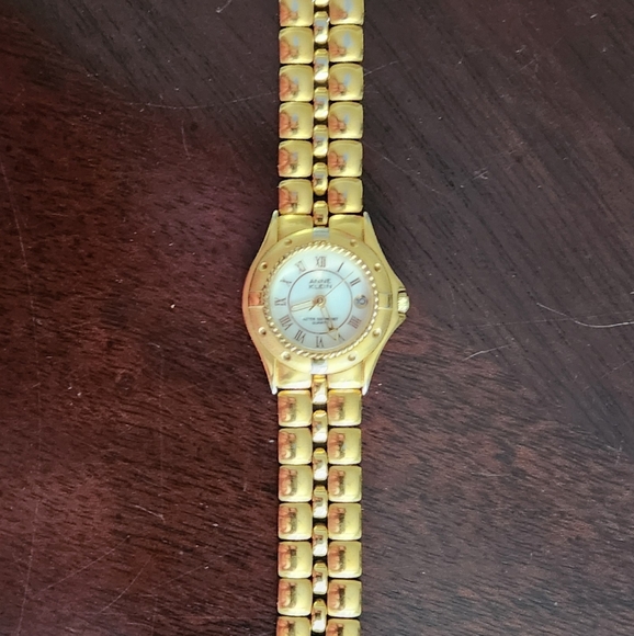 Vintage Anne Klein Watch - Picture 5 of 16